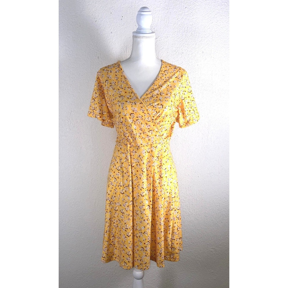 Fensace Yellow Floral V-Neck Wrap Dress Short Sleeve Womens Medium Summer Casual